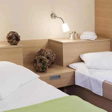 Kobala 3* Tolmin